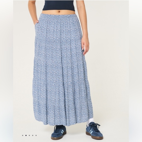 HOLLISTER TIERED MAXI SKIRT - Picture 2 of 3